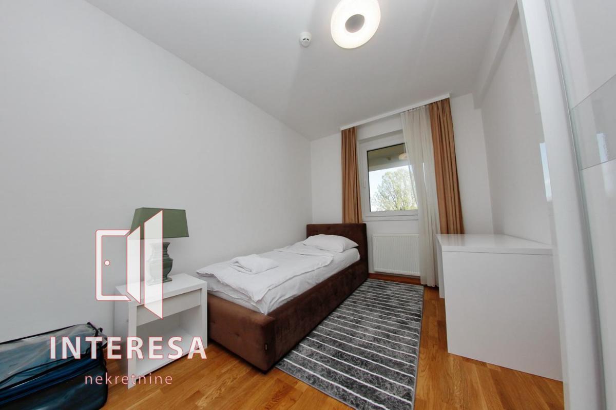 Panamera Private Apartment *